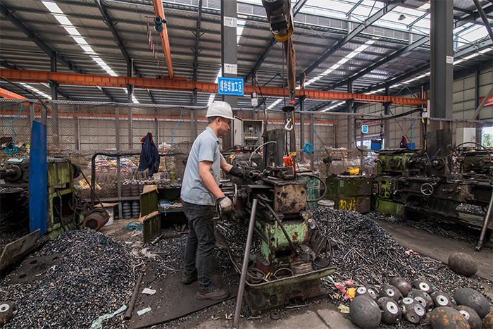 灌南网架配件-螺栓球加工车间